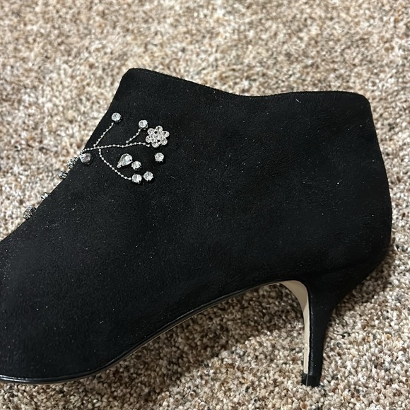 Nanette Lepore suede ankle booties with rhinestone design 10M - Picture 3 of 6